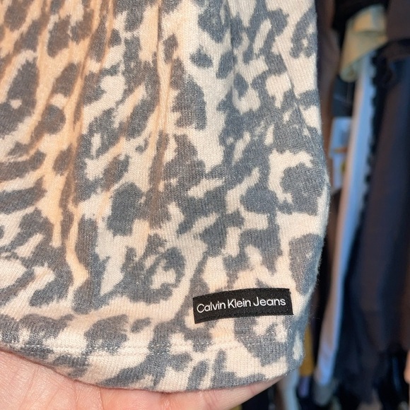 Calvin Klein crop tank - Picture 3 of 7